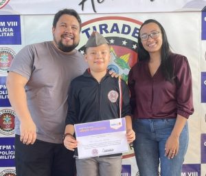 Maicon Weippert e Maysa Weippert, pais do Theo, APROVADO em 2º lugar geral no CMSP 2025/2026